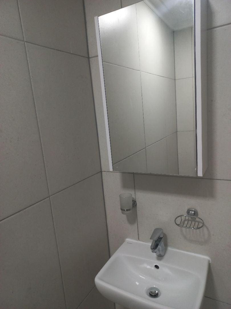 To Let 2 Bedroom Property for Rent in Zonnebloem Western Cape